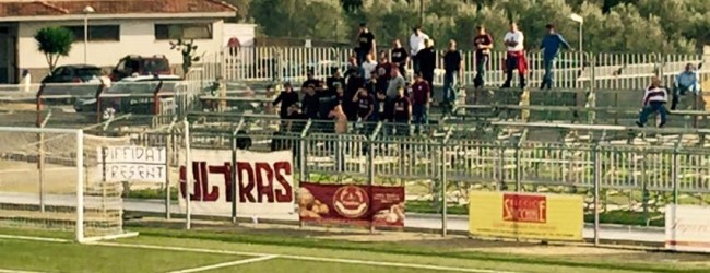 [FOTO]Scordia-Reggio Calabria, gli Ultras amaranto in onore di Gabriele Sandri