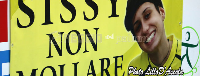 “Reggio Calabria per Sissy”: emozioni e solidarietà hanno illuminato il PalaCalafiore