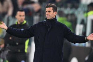 thiago motta a braccia aperte
