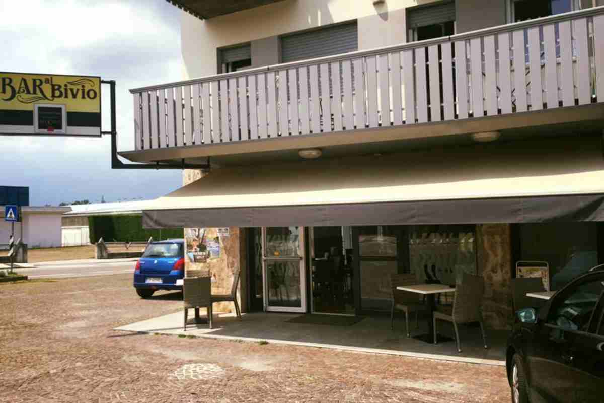 esterno del bar il bivio