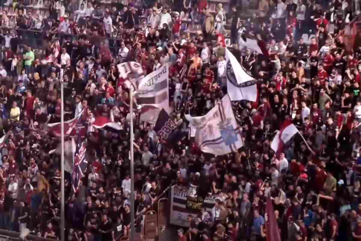Tifosi della Reggina contro la Vibonese