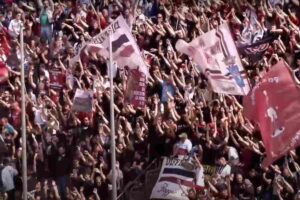 tifosi della Reggina in festa